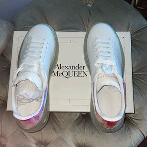 New Alexander McQueen mens oversized gel sole sneakers